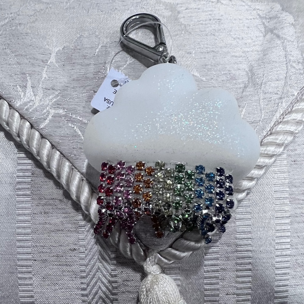 Bath & Body Works White Cloud with Rainbow Crystal Rain PocketBac Holder